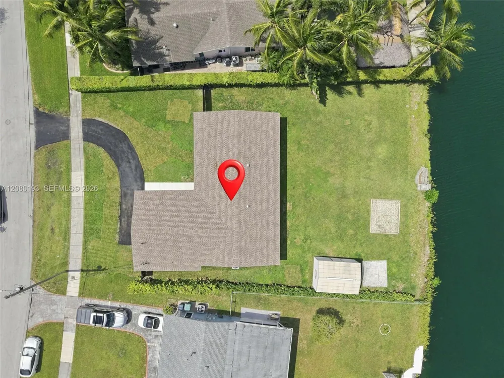 9771 Bel Aire Dr Cutler Bay, FL 33157
