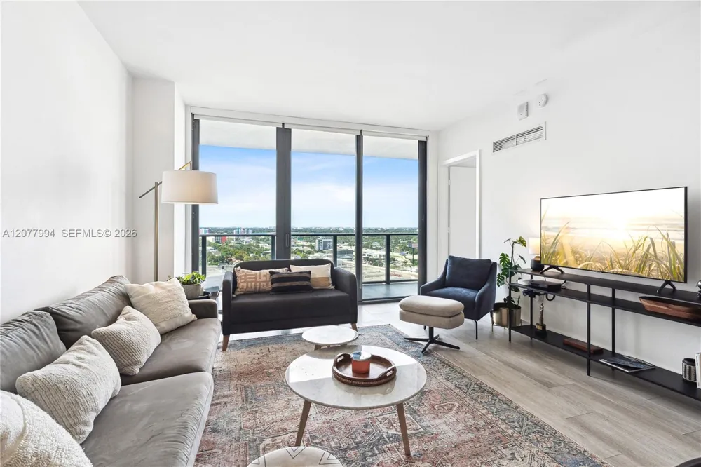 121 NE 34th St #1612 Miami, FL 33137