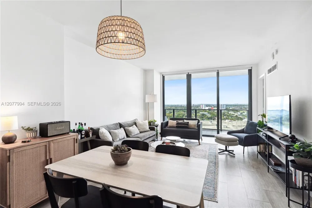 121 NE 34th St #1612 Miami, FL 33137