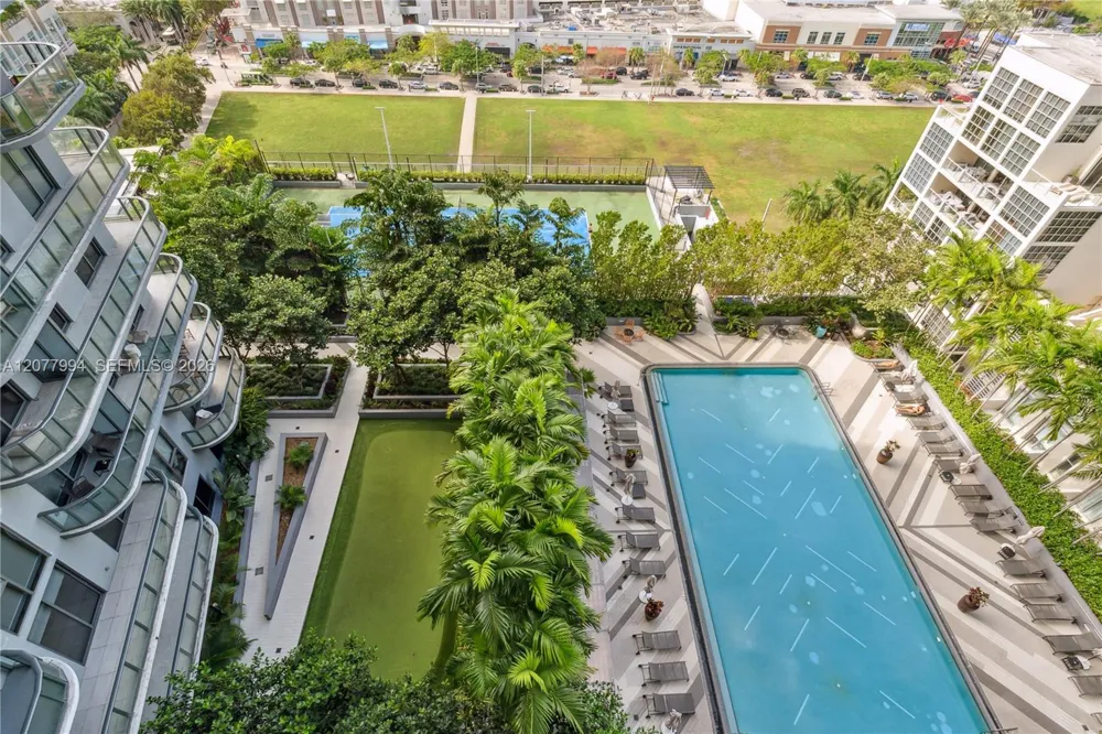 121 NE 34th St #1612 Miami, FL 33137