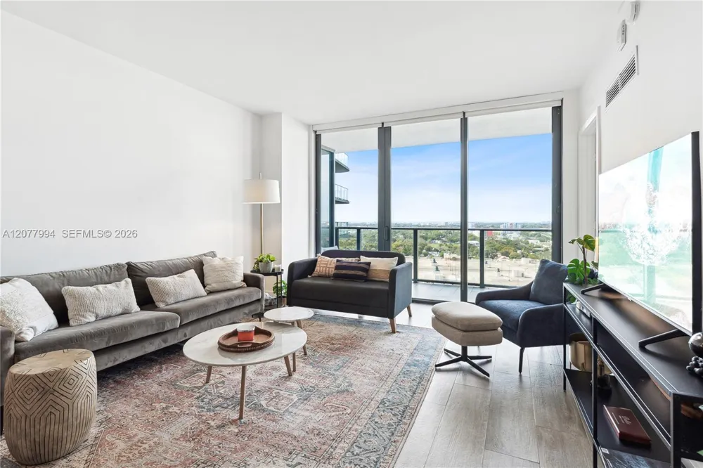 121 NE 34th St #1612 Miami, FL 33137