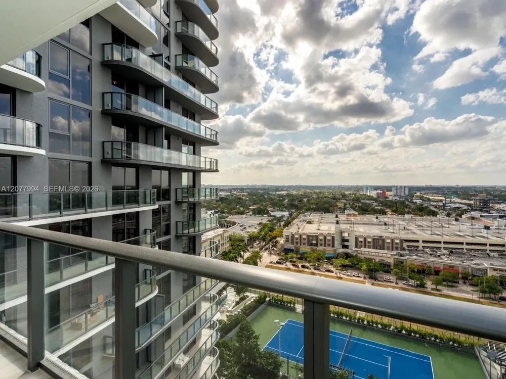 121 NE 34th St #1612 Miami, FL 33137