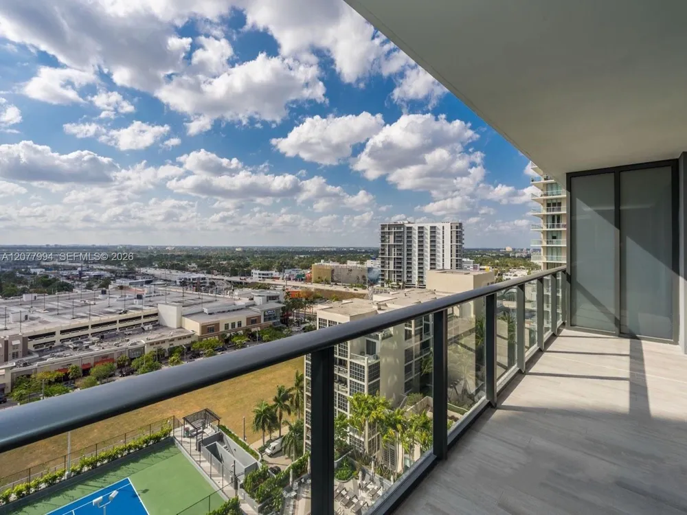 121 NE 34th St #1612 Miami, FL 33137