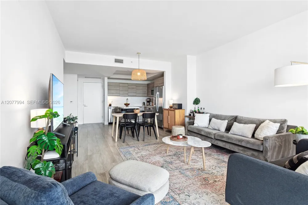 121 NE 34th St #1612 Miami, FL 33137