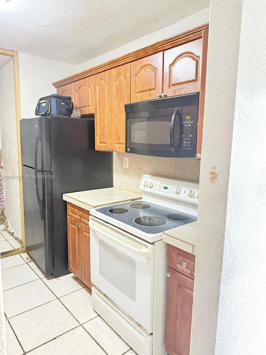 3887 NW 207th St Rd Miami Gardens, FL 33055