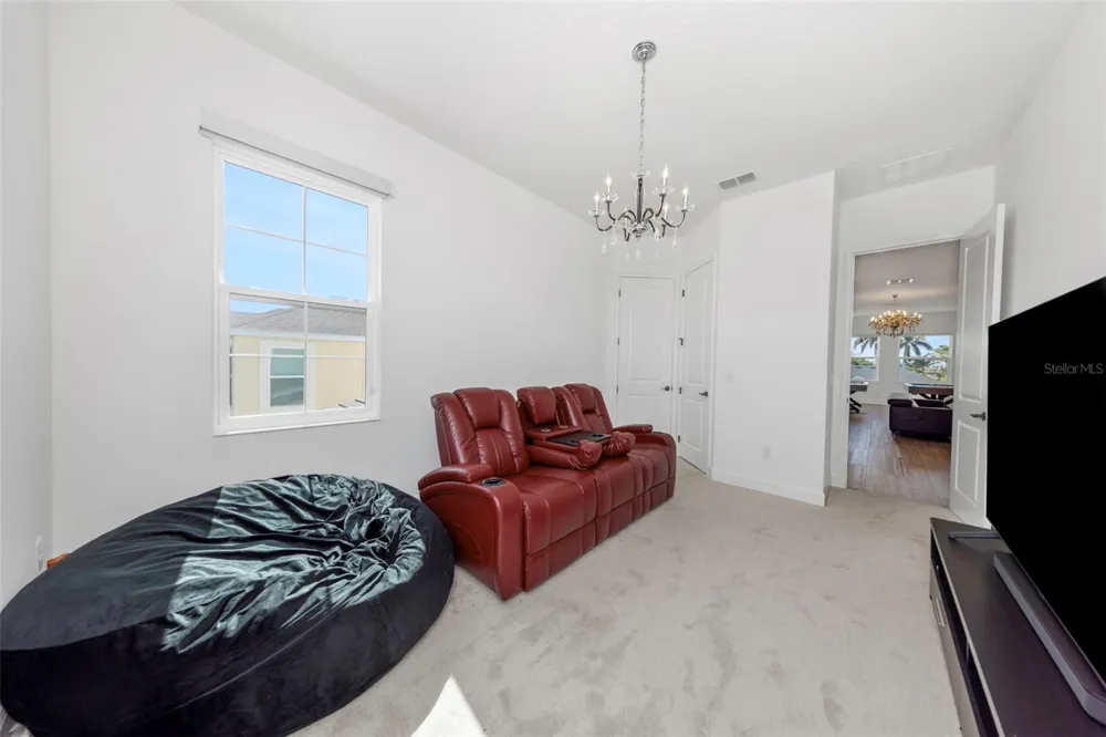 1016 SIGNET DRIVE Apollo Beach, FL 33572