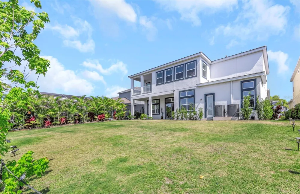 1016 SIGNET DRIVE Apollo Beach, FL 33572