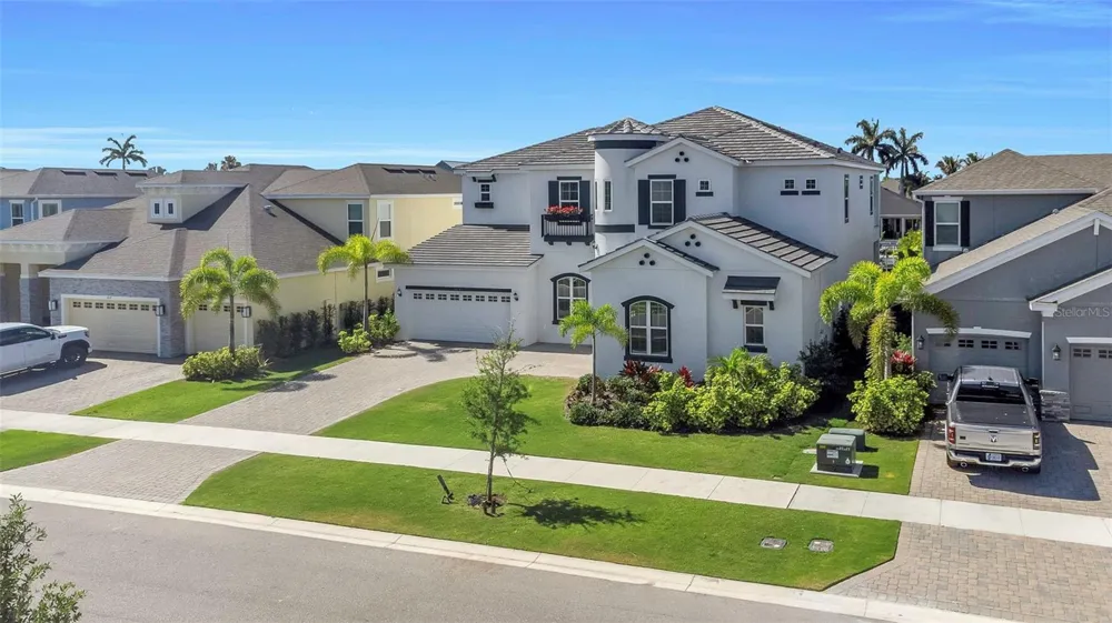 1016 SIGNET DRIVE Apollo Beach, FL 33572