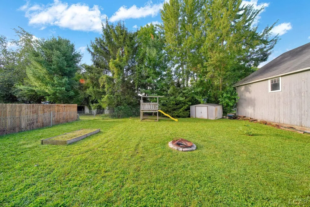 506 E Logan Street Tecumseh City, MI 49286