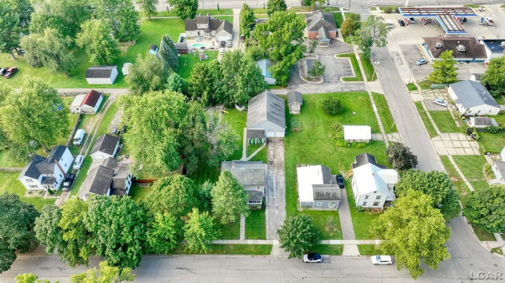 506 E Logan Street Tecumseh City, MI 49286