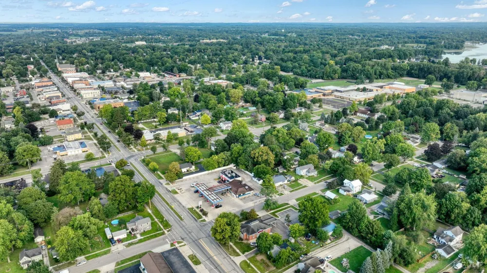 506 E Logan Street Tecumseh City, MI 49286