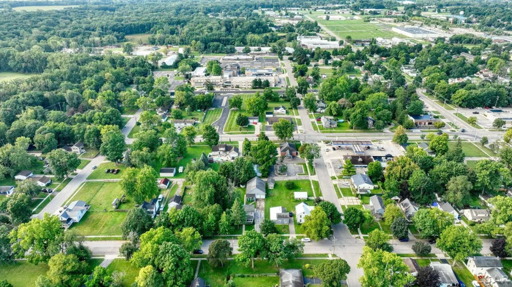 506 E Logan Street Tecumseh City, MI 49286