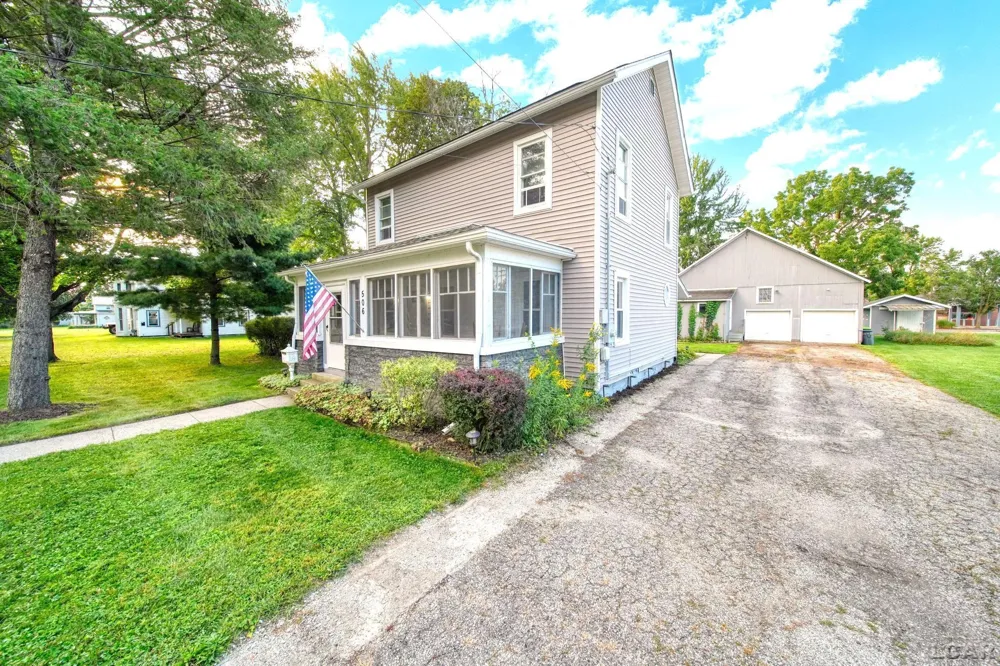 506 E Logan Street Tecumseh City, MI 49286