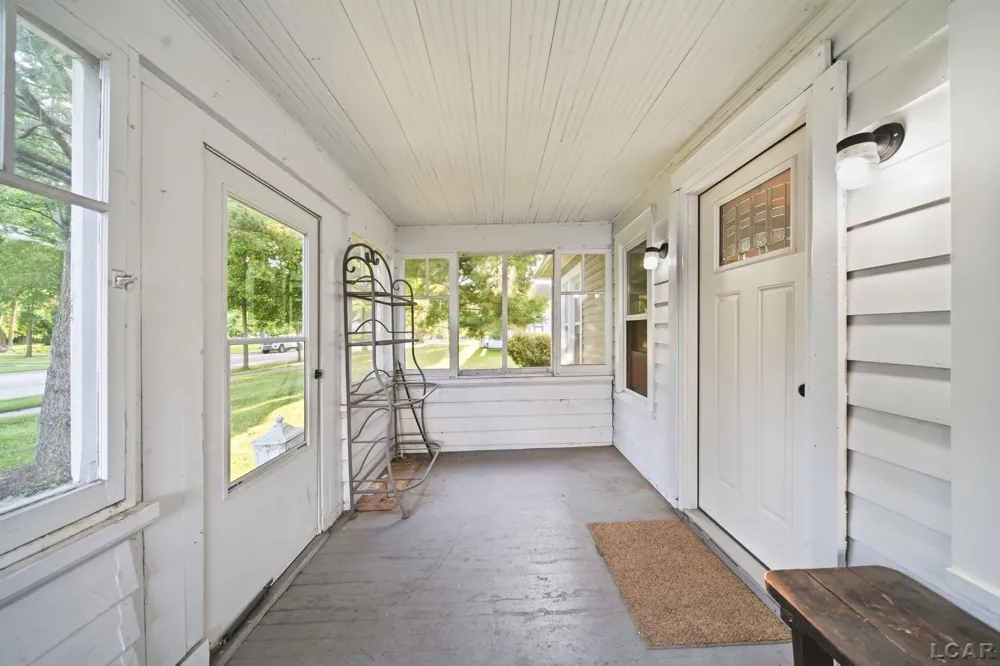 506 E Logan Street Tecumseh City, MI 49286