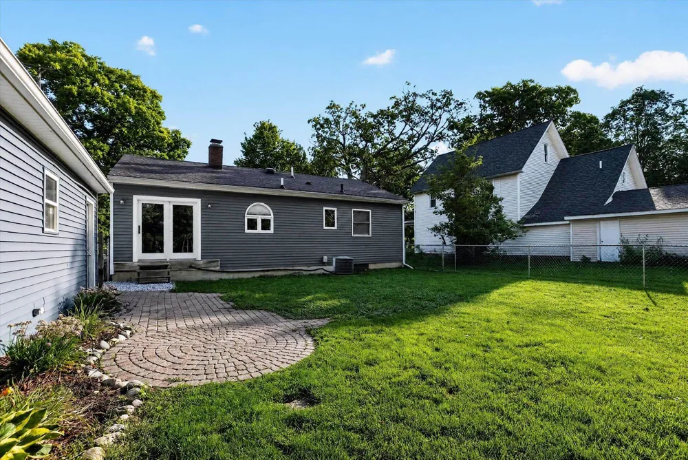 616 E Grand River Road Laingsburg City, MI 48848