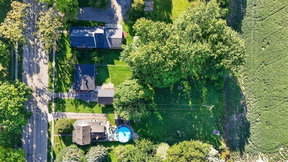 616 E Grand River Road Laingsburg City, MI 48848