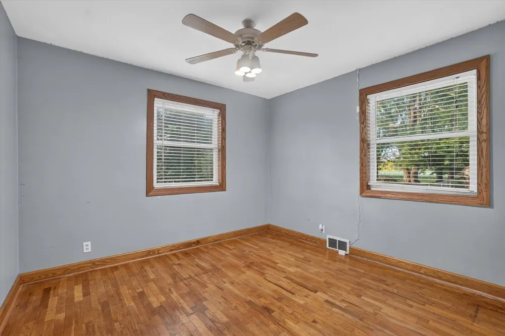616 E Grand River Road Laingsburg City, MI 48848