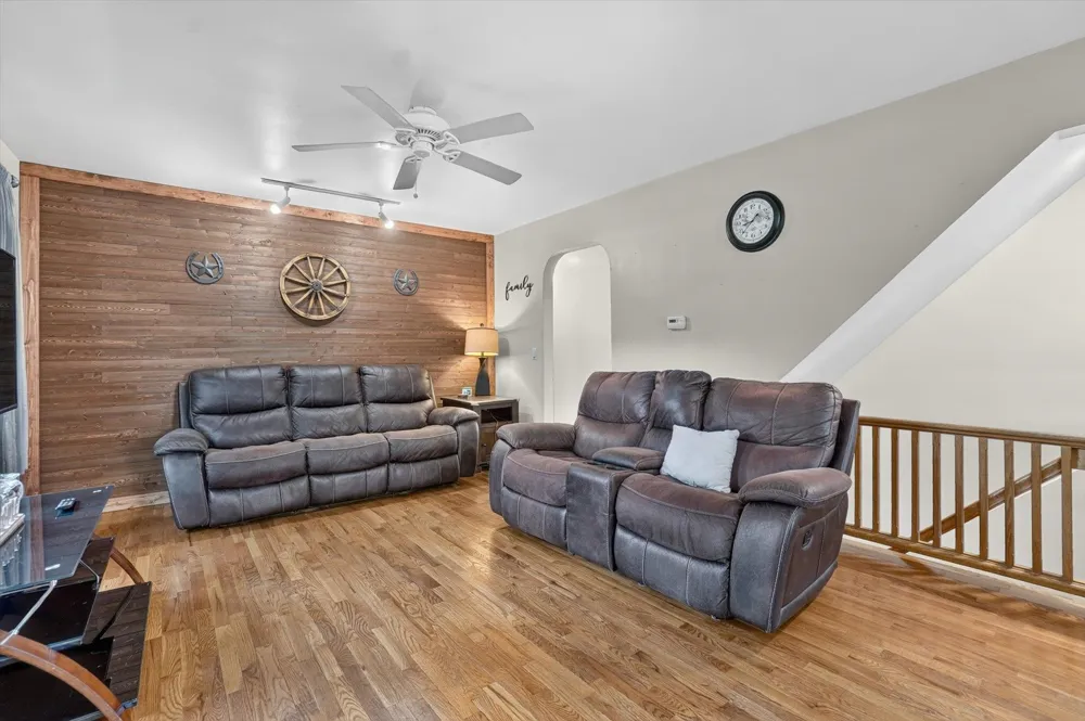 616 E Grand River Road Laingsburg City, MI 48848