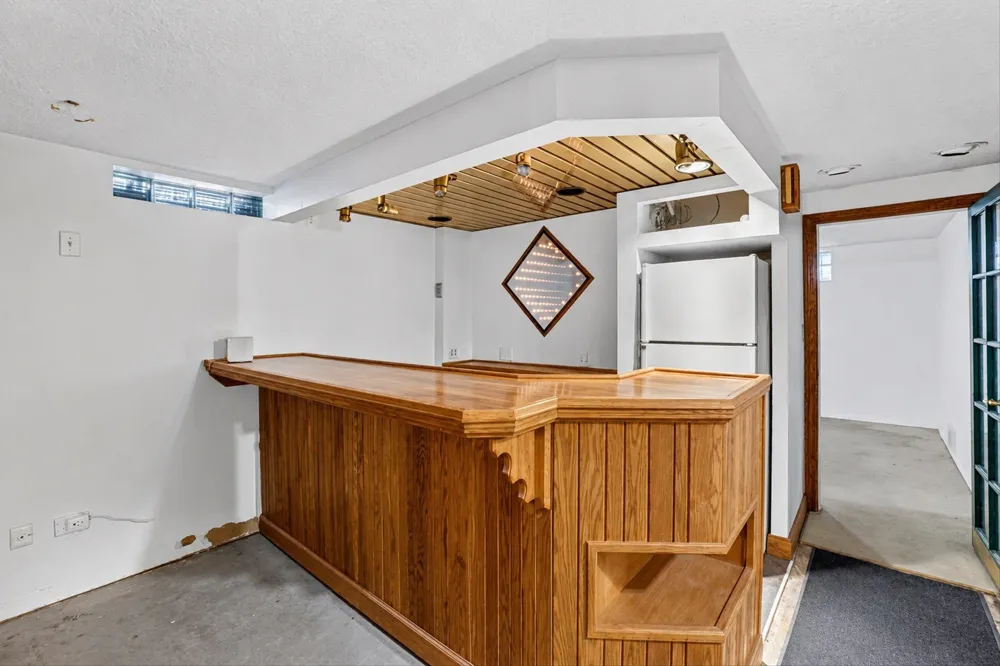 616 E Grand River Road Laingsburg City, MI 48848