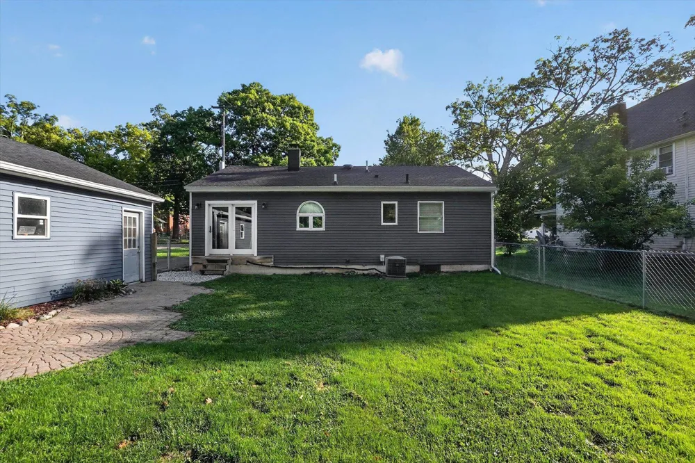 616 E Grand River Road Laingsburg City, MI 48848