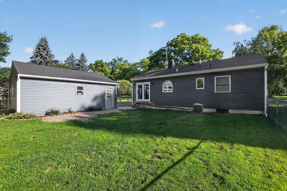 616 E Grand River Road Laingsburg City, MI 48848