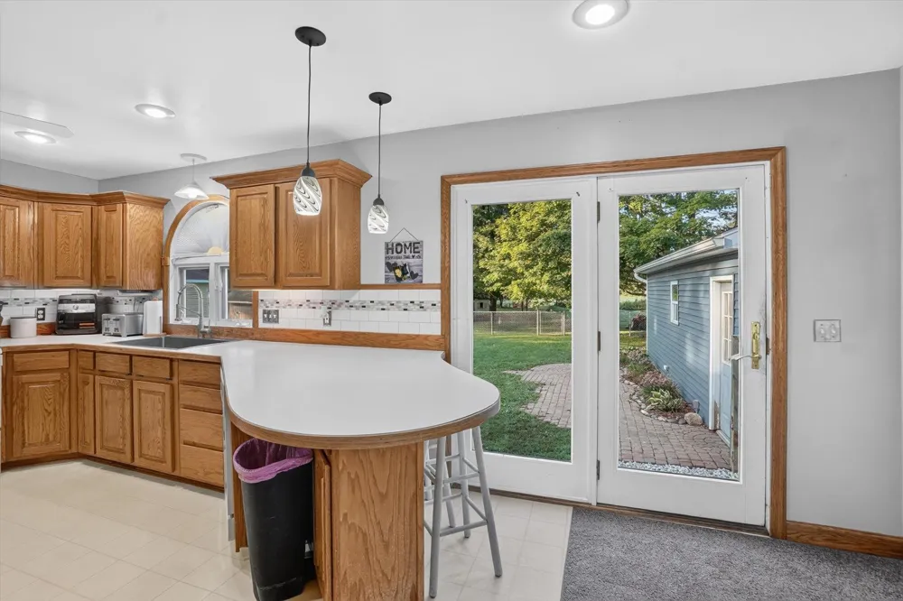 616 E Grand River Road Laingsburg City, MI 48848