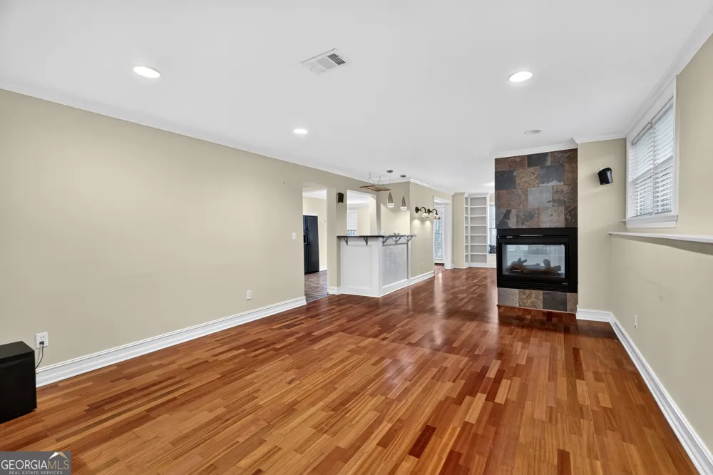 640 Garden Wilde PL Roswell, GA 30075