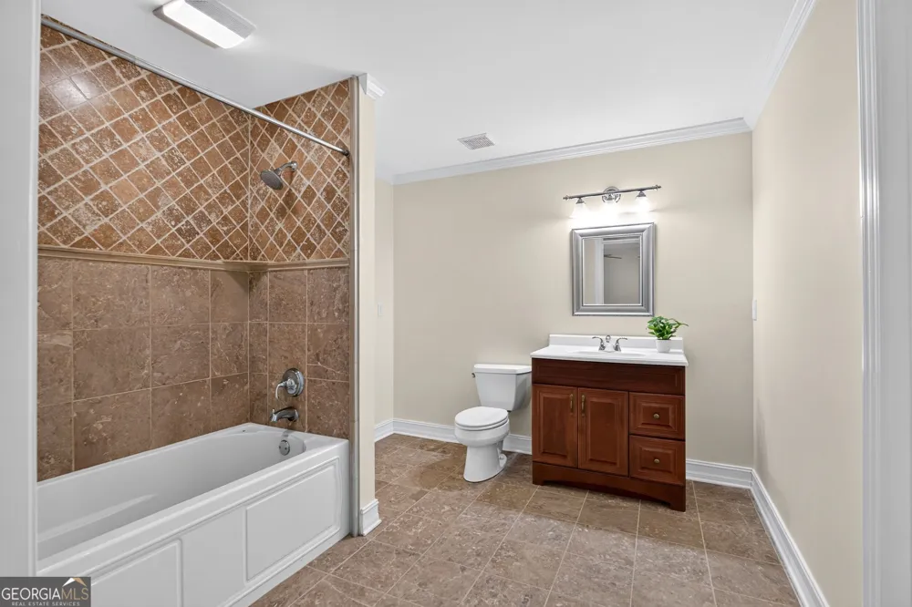 640 Garden Wilde PL Roswell, GA 30075