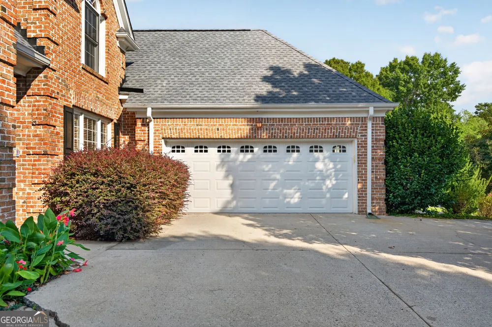 640 Garden Wilde PL Roswell, GA 30075