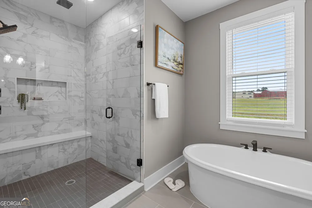 404 Whipple AVE Williamson, GA 30292