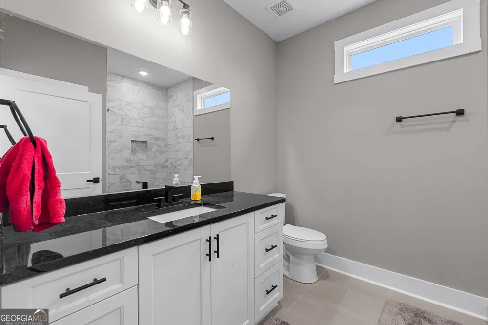 404 Whipple AVE Williamson, GA 30292