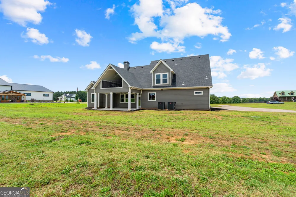 404 Whipple AVE Williamson, GA 30292