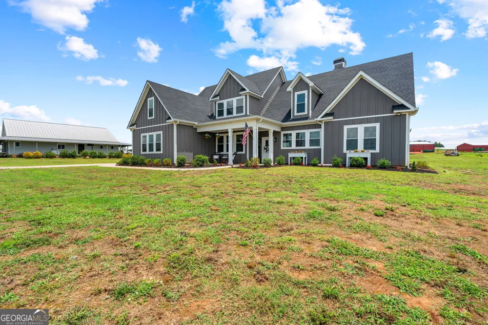 404 Whipple AVE Williamson, GA 30292