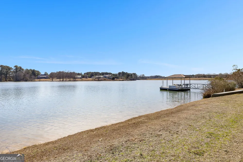 404 Whipple AVE Williamson, GA 30292