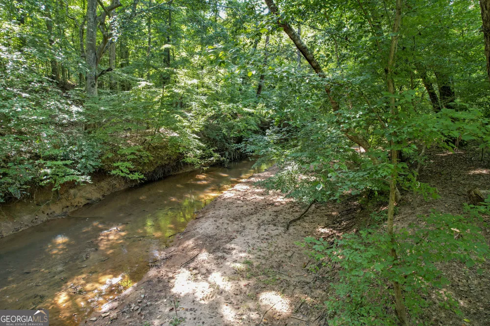 123 Indian Village DR Maysville, GA 30558