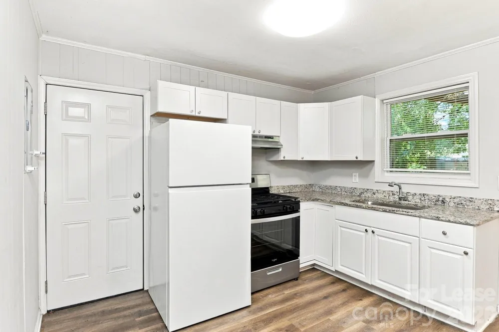 2746 Mary Avenue Gastonia, NC 28052