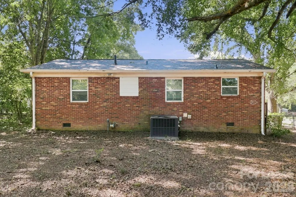 2746 Mary Avenue Gastonia, NC 28052