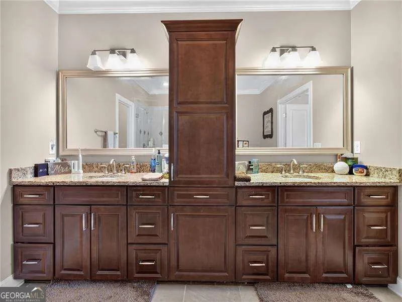 2726 Avington LN SE Smyrna, GA 30080