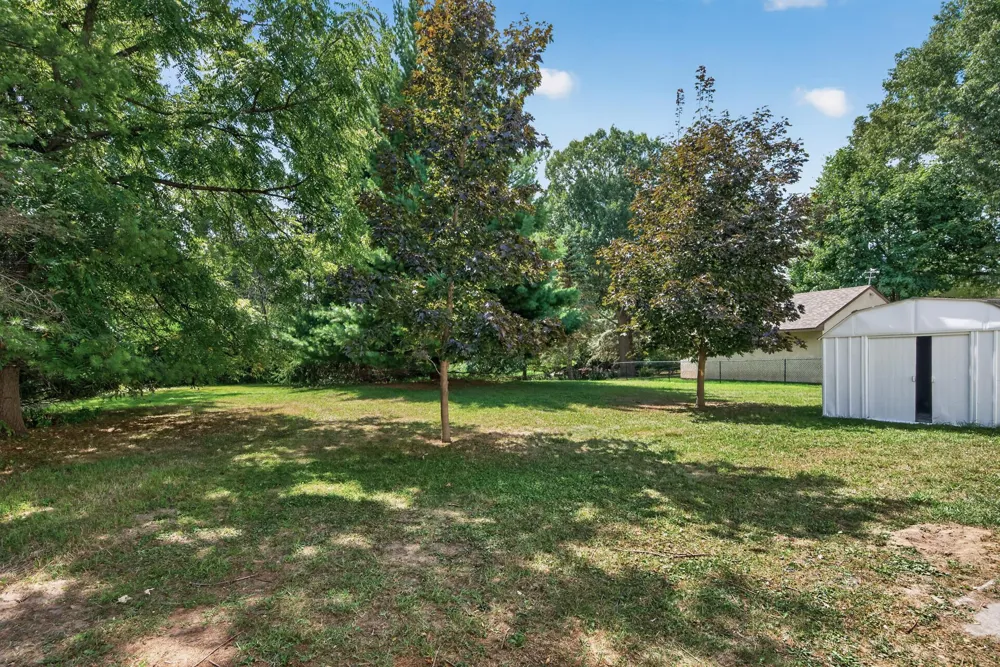 364 County Road C W Roseville, MN 55113