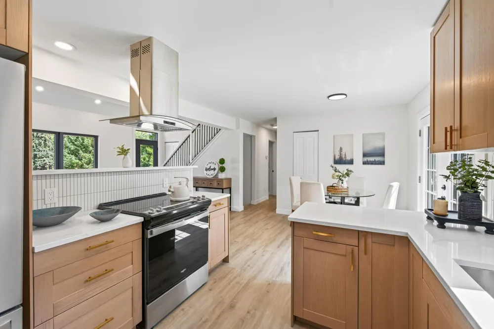 364 County Road C W Roseville, MN 55113