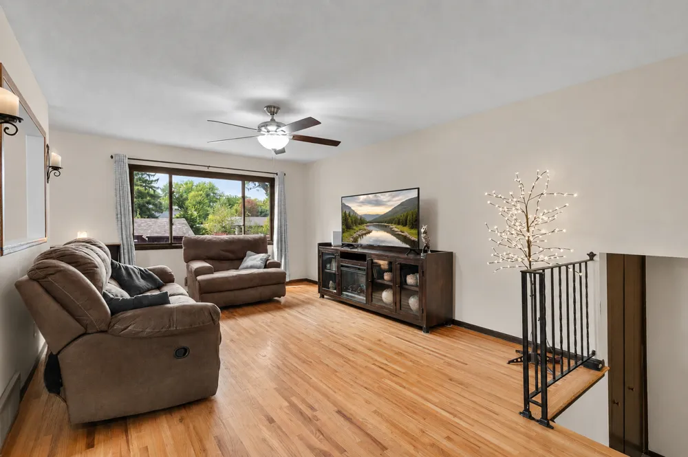 7300 Illies Avenue S Cottage Grove, MN 55016