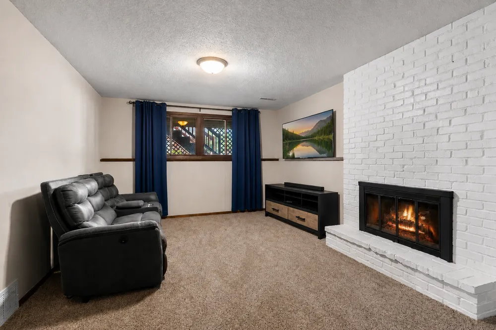 7300 Illies Avenue S Cottage Grove, MN 55016