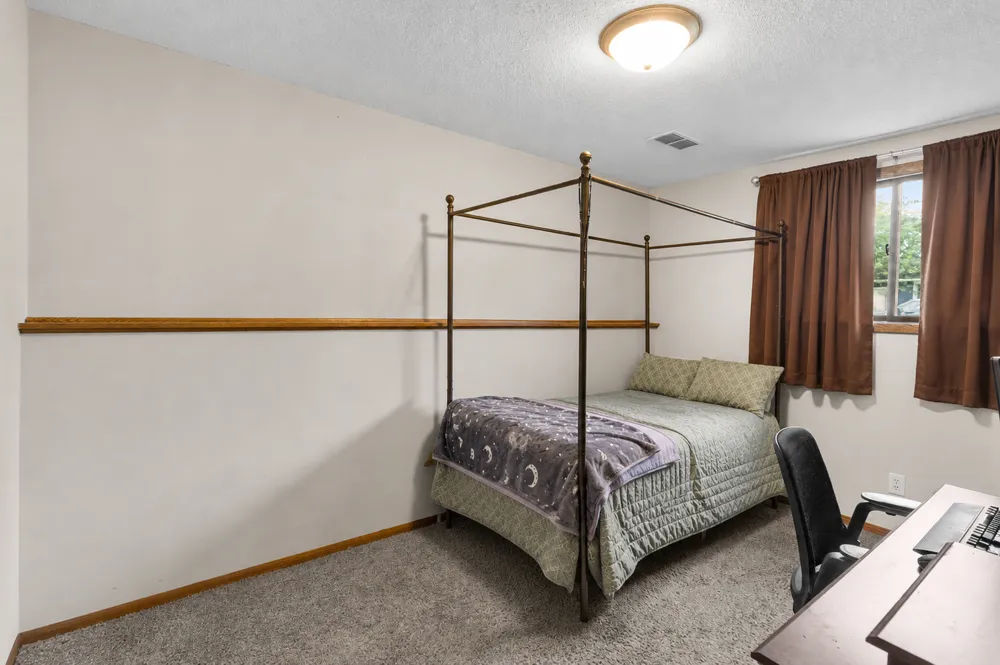 7300 Illies Avenue S Cottage Grove, MN 55016