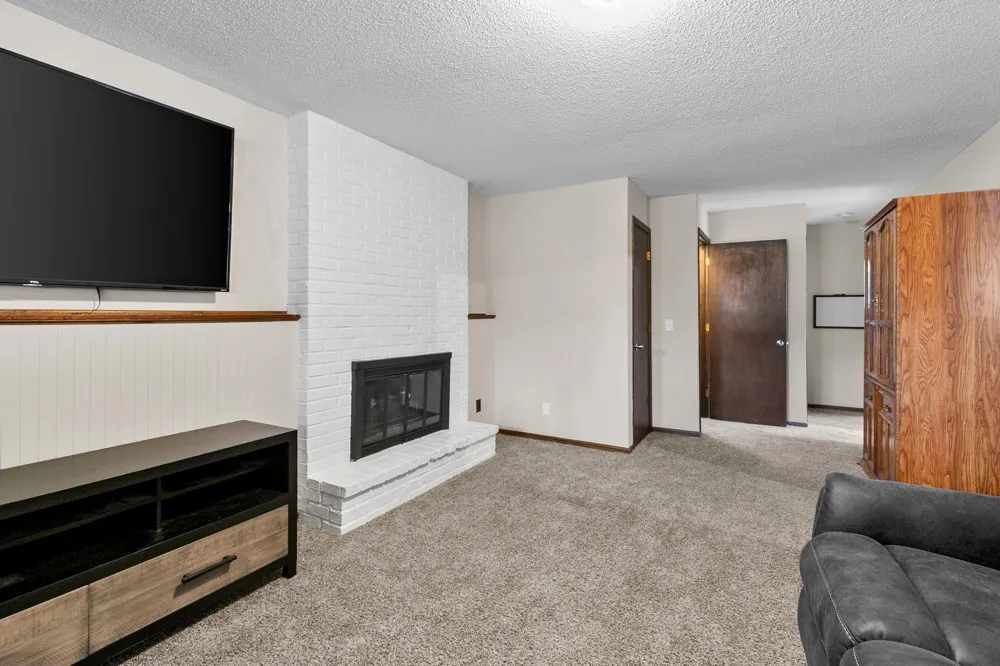 7300 Illies Avenue S Cottage Grove, MN 55016
