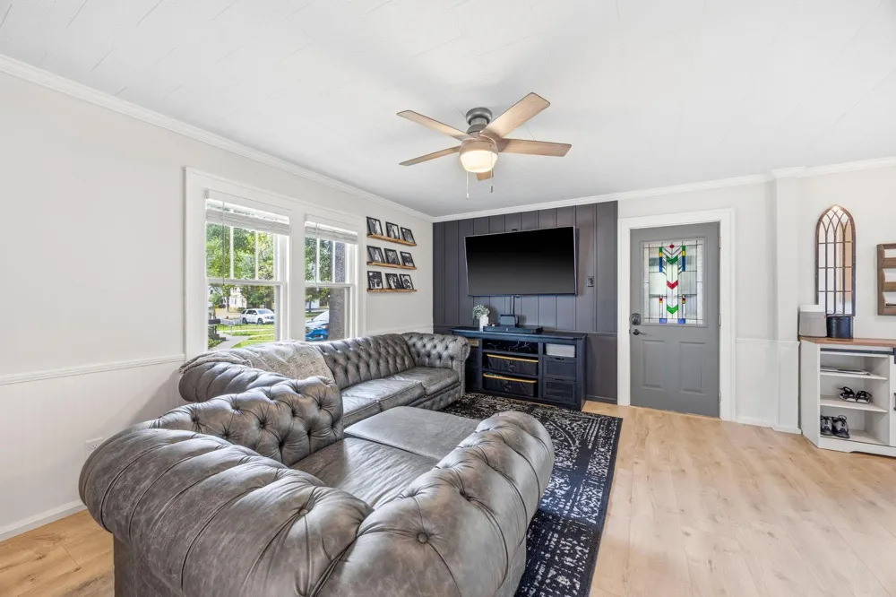 408 Division Street E Buffalo, MN 55313
