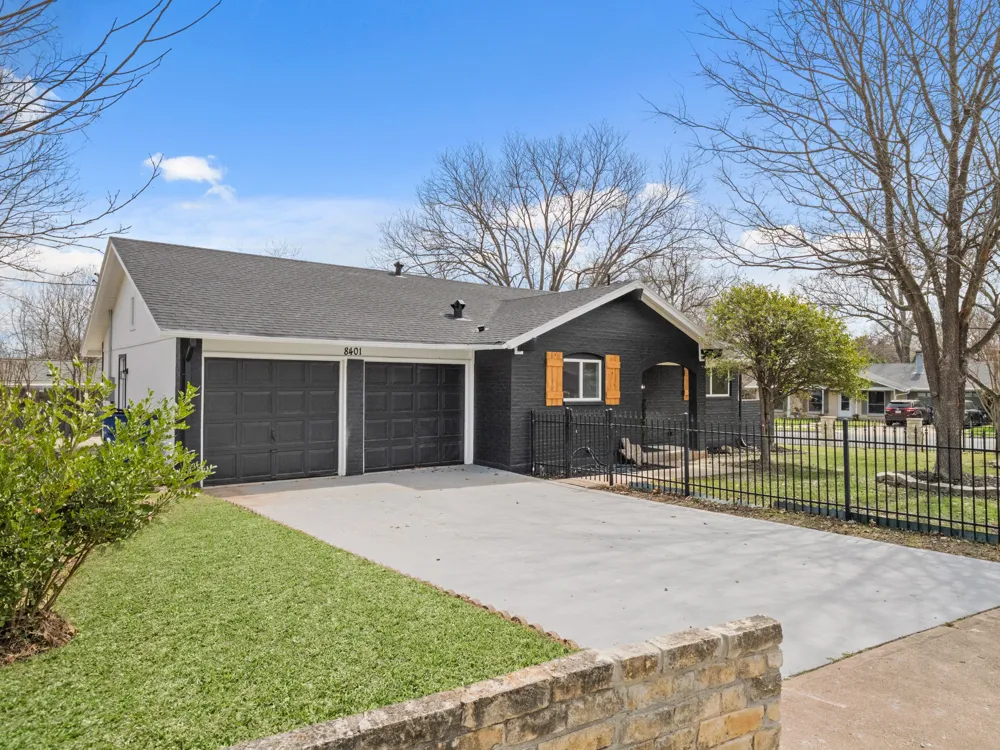 8401 Staunton Drive Austin, TX 78758