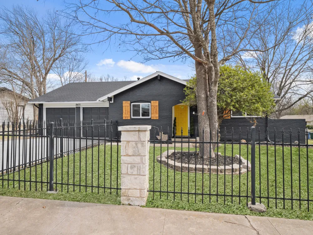 8401 Staunton Drive Austin, TX 78758