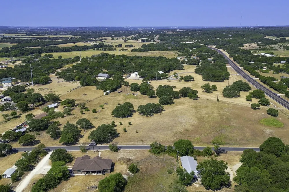 D N WATTS LANE Belton, TX 76513