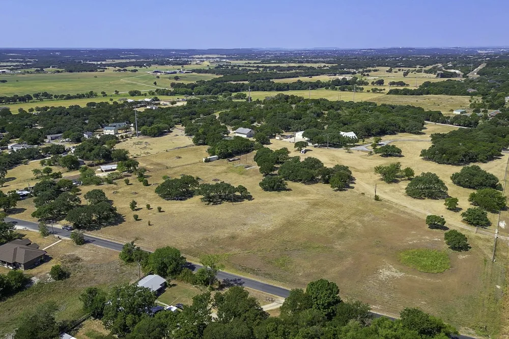 D N WATTS LANE Belton, TX 76513