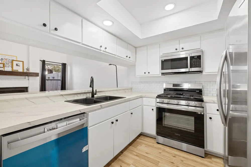 1010 W Rundberg Lane #30 Austin, TX 78758